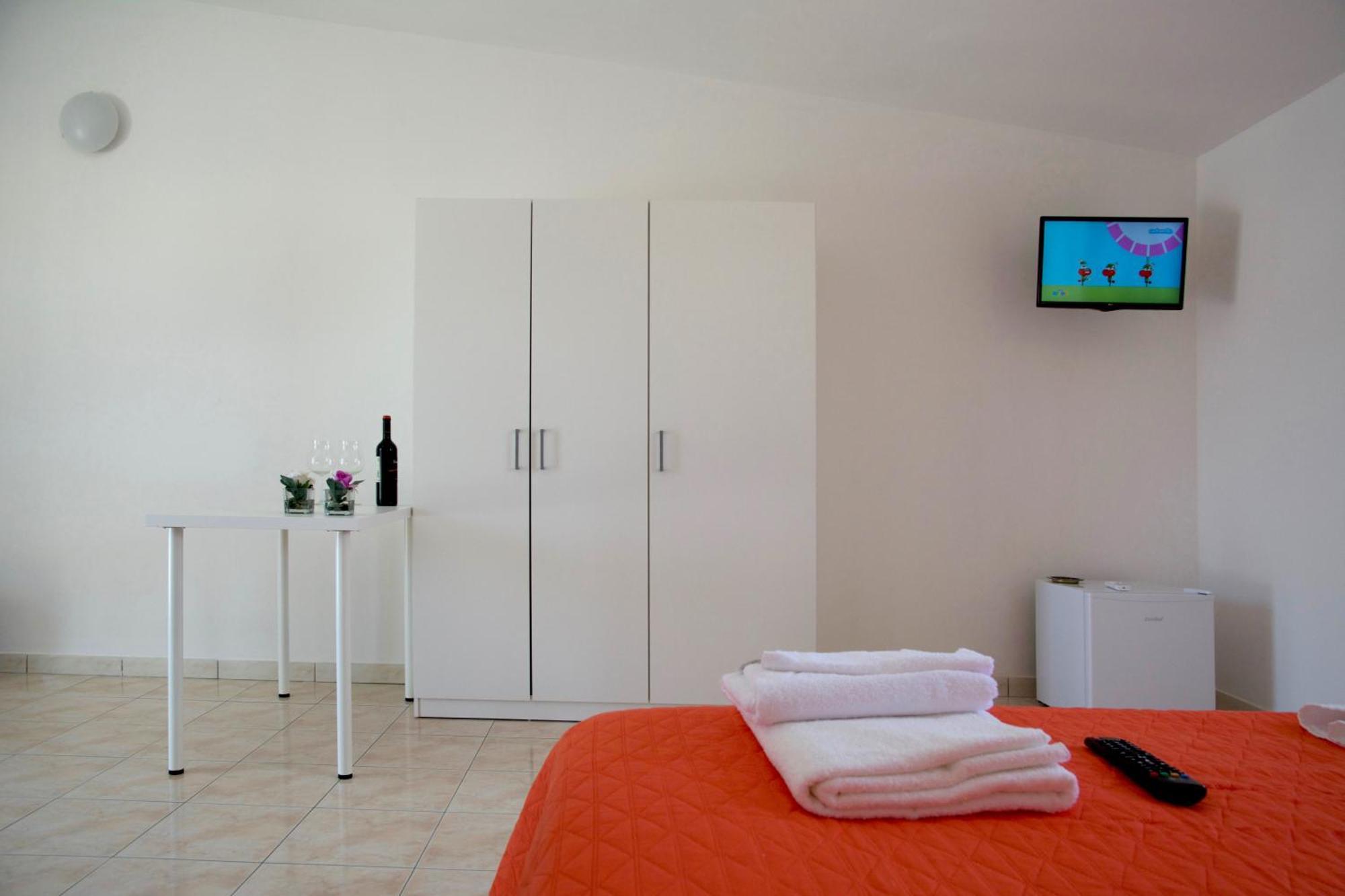 B&B Selene Castelnuovo Cilento Екстериор снимка